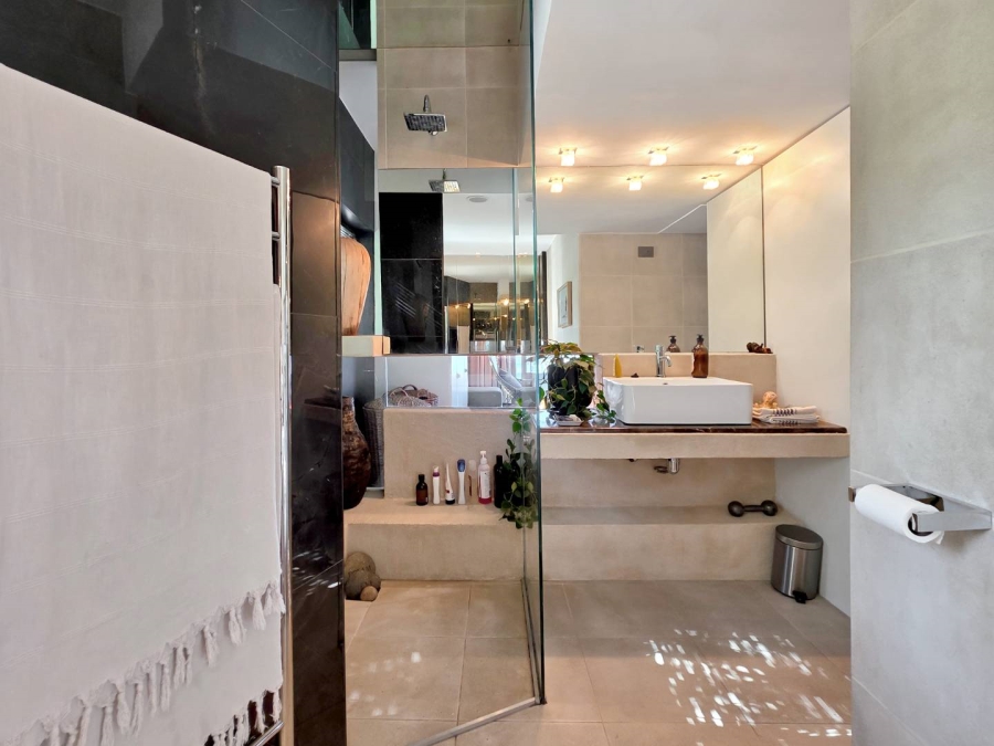 1 Bedroom Property for Sale in Gardens Western Cape